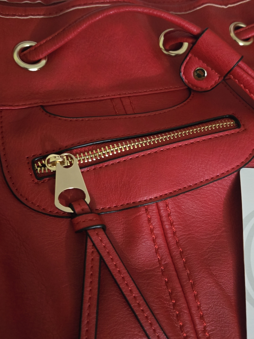 Red Women’s Drawstring Shoulder Bag